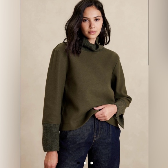 NWT Banana Republic Sweater - Picture 2 of 6